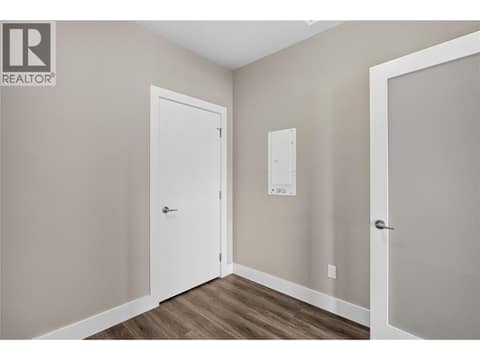 Den at 400 Vista Park Unit# 422, Main South, Penticton