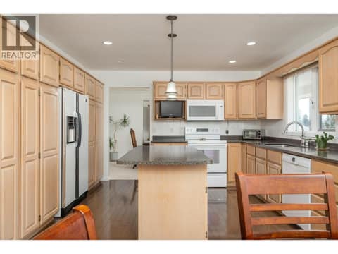 Photo 13 of 3912 Cascade Drive, East Hill, Vernon