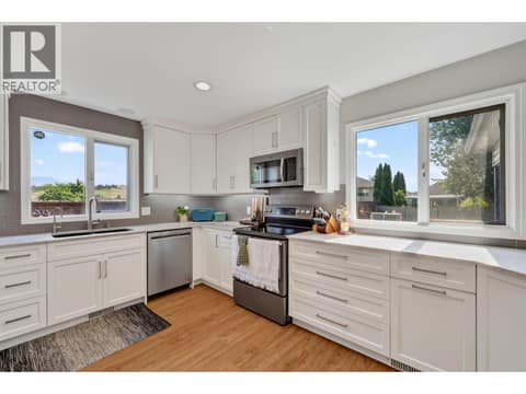 Photo 10 of 2054 Aster Road, North Glenmore, Kelowna