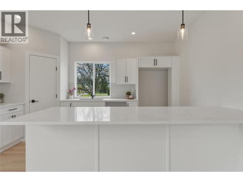 Photo 11 of 5661 Okanagan Landing Road Unit# 3, Okanagan Landing, Vernon