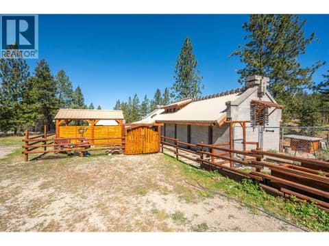 Photo 13 of 156 Porcupine Place, Oliver Rural