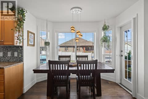 Photo 10 of 606 South Crest Drive, Upper Mission, Kelowna