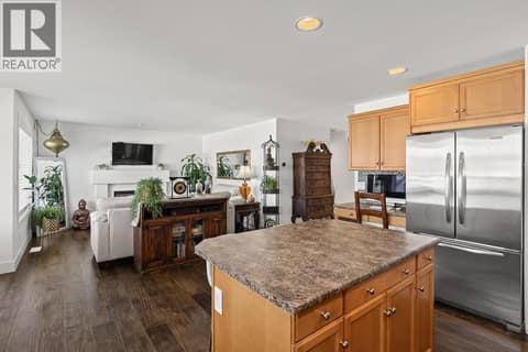 Photo 11 of 606 South Crest Drive, Upper Mission, Kelowna