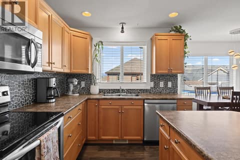 Photo 12 of 606 South Crest Drive, Upper Mission, Kelowna
