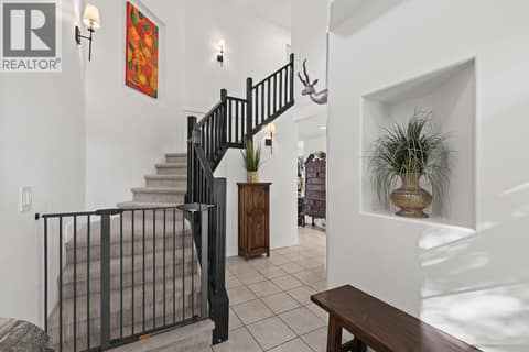 Photo 19 of 606 South Crest Drive, Upper Mission, Kelowna