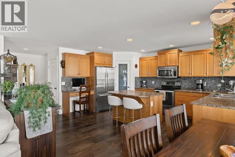 Photo 7 of 606 South Crest Drive, Upper Mission, Kelowna