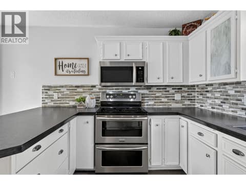 Photo 21 of 2848 Inverness Road, Glenrosa, West Kelowna