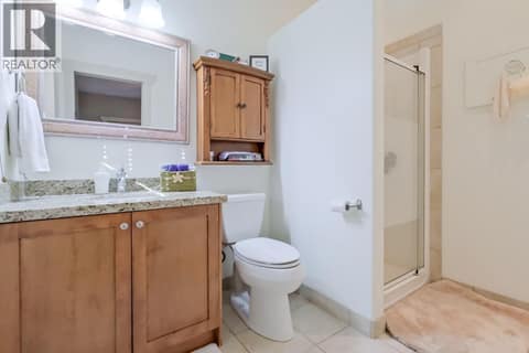 En-suite at 6709 VICTORIA Road S Unit# 6, Summerland Rural