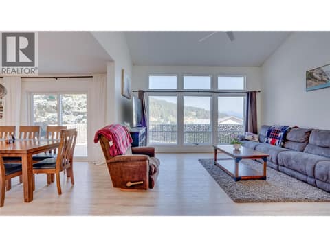 Photo 11 of 29 Preston Crescent, Enderby / Grindrod