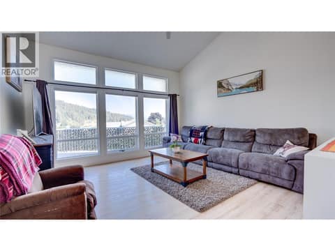 Photo 9 of 29 Preston Crescent, Enderby / Grindrod