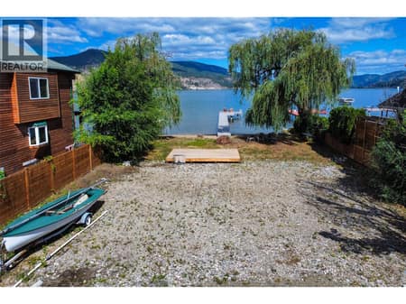 Photo 2 of 3242 Clement Road, Lake Country East / Oyama