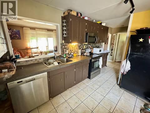 Photo 14 of 223 Larch Avenue, North Kamloops