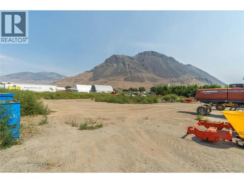Photo 12 of 580 Chilcotin Road, Sun Rivers, Kamloops