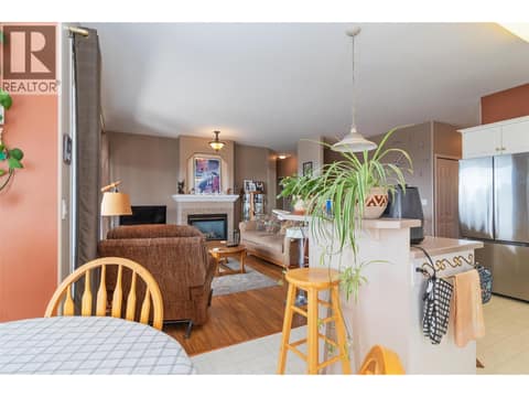 Photo 11 of 843 Lone Pine Drive, Black Mountain, Kelowna