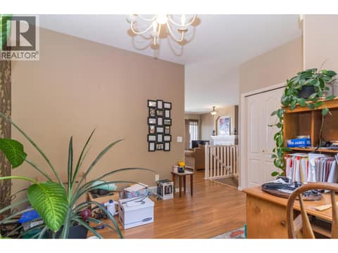Photo 15 of 843 Lone Pine Drive, Black Mountain, Kelowna