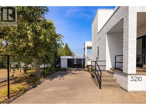 Photo 6 of 3210 Clement Road, Lake Country East / Oyama