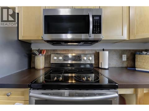 Photo 12 of 160 Leo Road, Rutland South, Kelowna