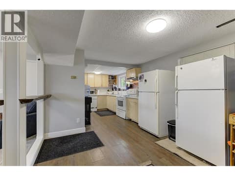 Photo 32 of 160 Leo Road, Rutland South, Kelowna
