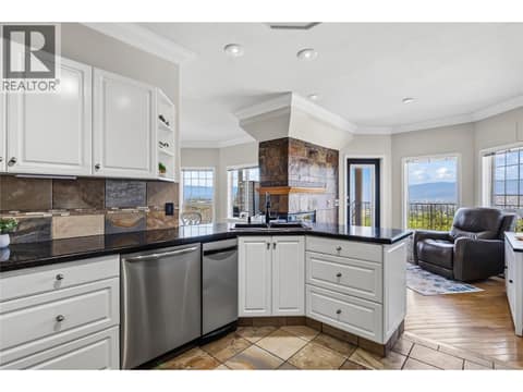 Photo 17 of 825 Toovey Road, Black Mountain, Kelowna