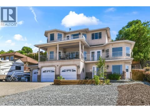Photo 2 of 825 Toovey Road, Black Mountain, Kelowna