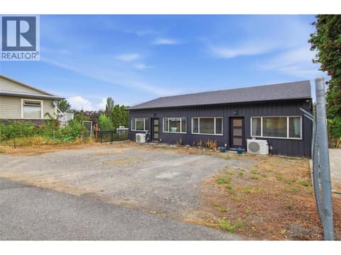 Photo 11 of 760 Yates Road, Westmount, Kamloops