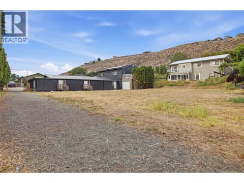 Photo 4 of 760 Yates Road, Westmount, Kamloops