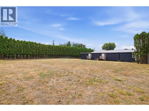 Photo 8 of 760 Yates Road, Westmount, Kamloops
