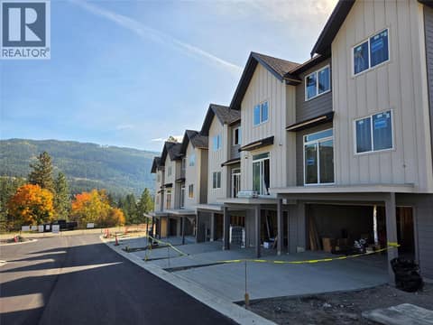 Photo 4 of 7110 Bates Road Unit# 27, Foothills, Vernon