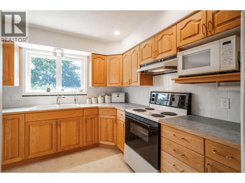 Kitchen at 5804 Richfield Drive, Westmount, Vernon