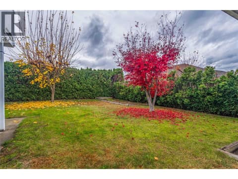 Beautiful Backyard at 1730 Simpson Court, Rutland South, Kelowna