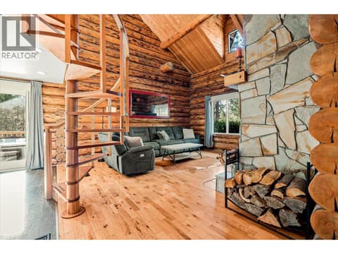 Photo 3 of 1725 Keloka Drive, West Kelowna Estates