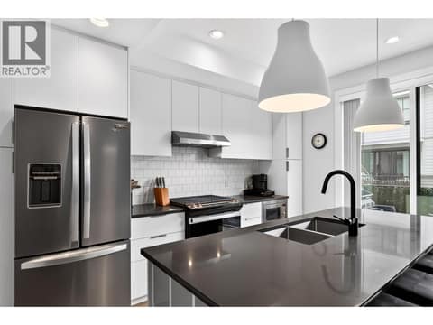 Photo 1 of 307 Glen Park Drive Unit# 32, North Glenmore, Kelowna