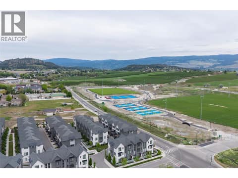 Photo 3 of 307 Glen Park Drive Unit# 32, North Glenmore, Kelowna