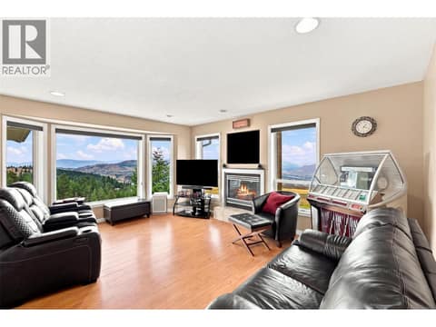 Photo 13 of 2003 MUIRFIELD Road, Aberdeen, Kamloops