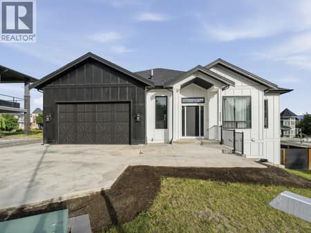 Photo 2 of 5300 Hedeman Court, Kettle Valley, Kelowna