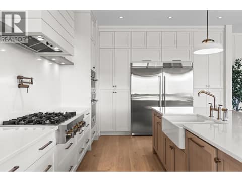 Built in gas range at 74 Red Sky Court, Wilden, Kelowna