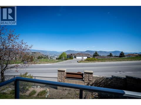 Photo 12 of 2022 PACIFIC Way Unit# 8, Aberdeen, Kamloops