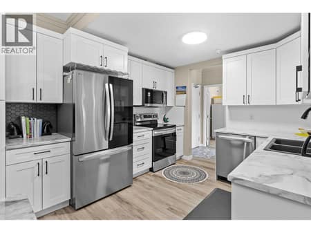 Photo 2 of 1960 Enterprise Way Unit# 305, Dilworth Mountain, Kelowna