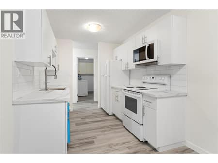 Photo 2 of 200 Gerstmar Road Unit# 11, Rutland South, Kelowna