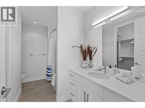 4th downstairs bedroom ensuite at 980 Ledgeview Court, Upper Mission, Kelowna