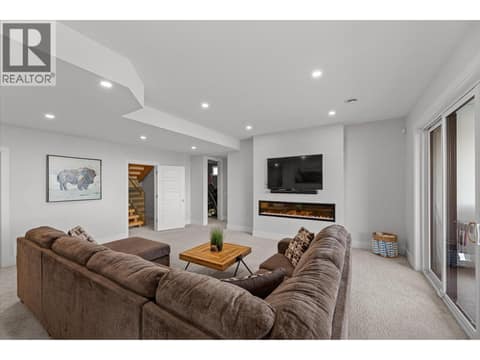 Lower floor 2nd living space at 980 Ledgeview Court, Upper Mission, Kelowna