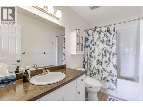 Ensuite at 1967 Underhill Street Unit# 705, Springfield/Spall, Kelowna