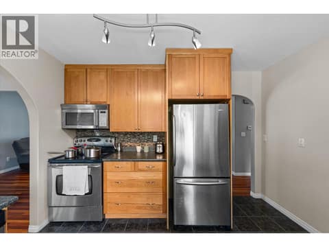 Photo 13 of 245 Holbrook Road W, Rutland South, Kelowna