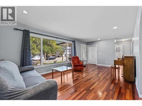 Photo 7 of 245 Holbrook Road W, Rutland South, Kelowna