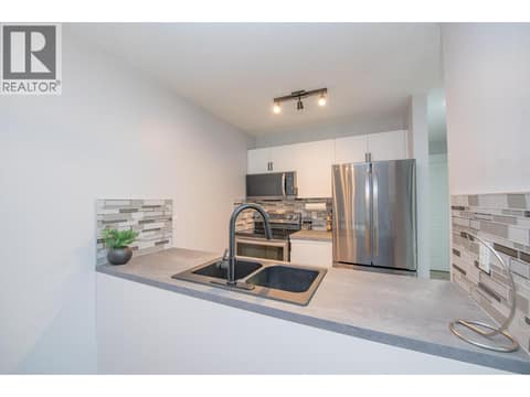 Photo 19 of 3800 40 Avenue Unit# 25, Alexis Park, Vernon