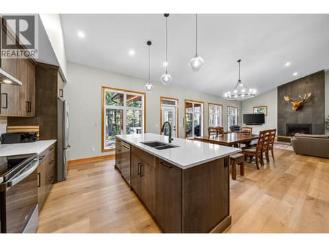 Photo 18 of 5550 Currie Bowl Way, Ski Hill Area, Fernie