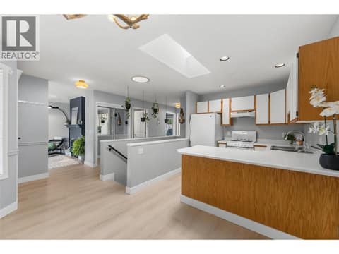 Photo 4 of 9159 Glenmore Road Unit# 1, Lake Country South West