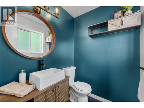Primary ensuite at 9159 Glenmore Road Unit# 1, Lake Country South West