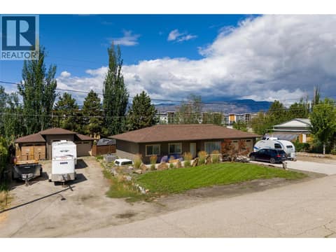 Photo 10 of 3250 St. Amand Road, Springfield/Spall, Kelowna