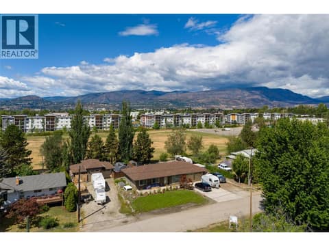 Photo 9 of 3250 St. Amand Road, Springfield/Spall, Kelowna